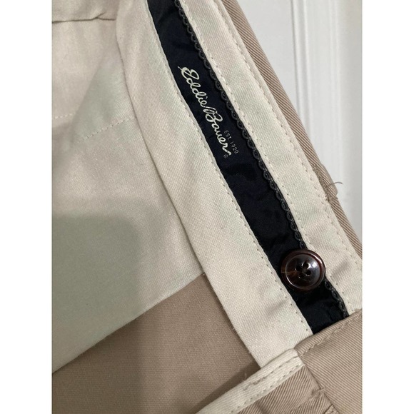 EDDIE BAUER WRINKLE RESISTANT  RELAXED FIT MEN'S LONG PANTS  SIZE 36X30 - Picture 8 of 10